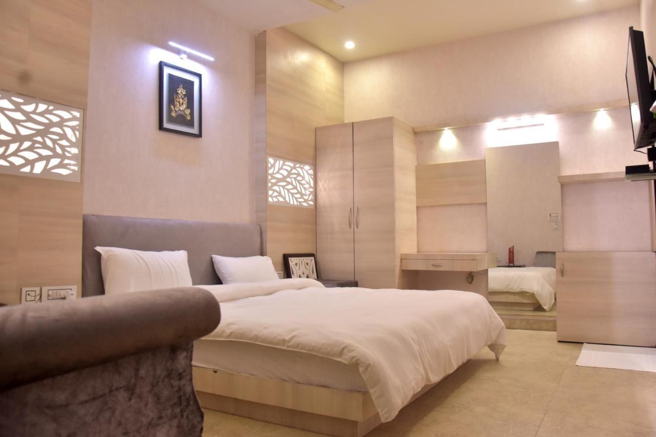 Hotel Mahendra Plaza Hardoi Экстерьер фото