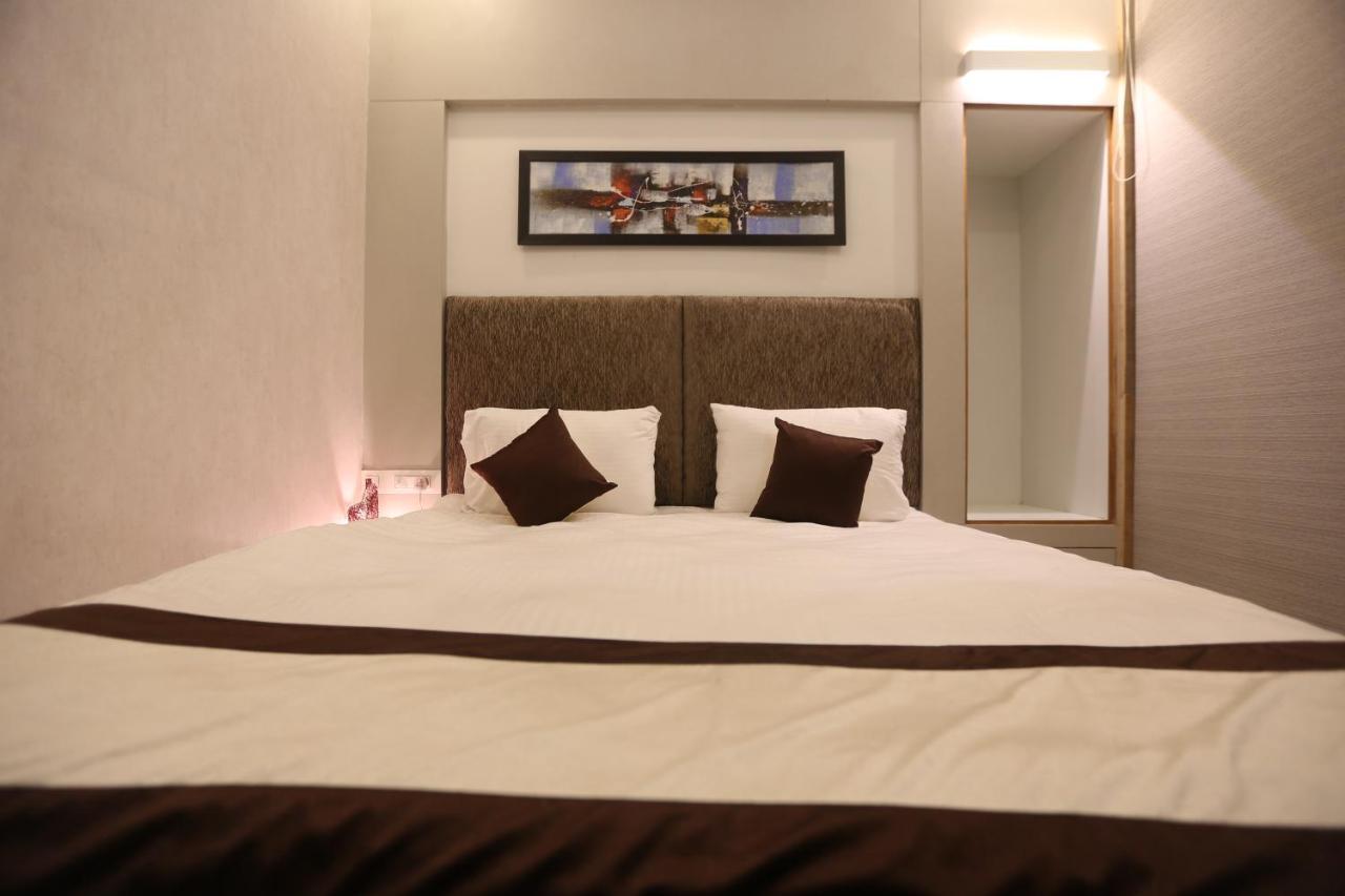 Hotel Mahendra Plaza Hardoi Экстерьер фото